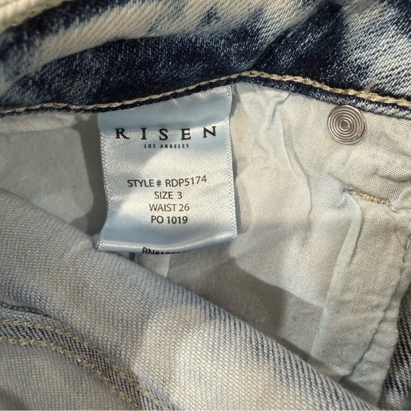Risen NWT Camille Acid Wash Crop Straight Denim Jeans Women’s 3/26W Light Wash - Picture 13 of 14